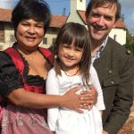Narumol Und Josef Kinder